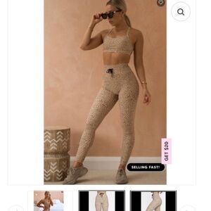 White Fox Boutique x Sarah’s Day Speckle Leggings